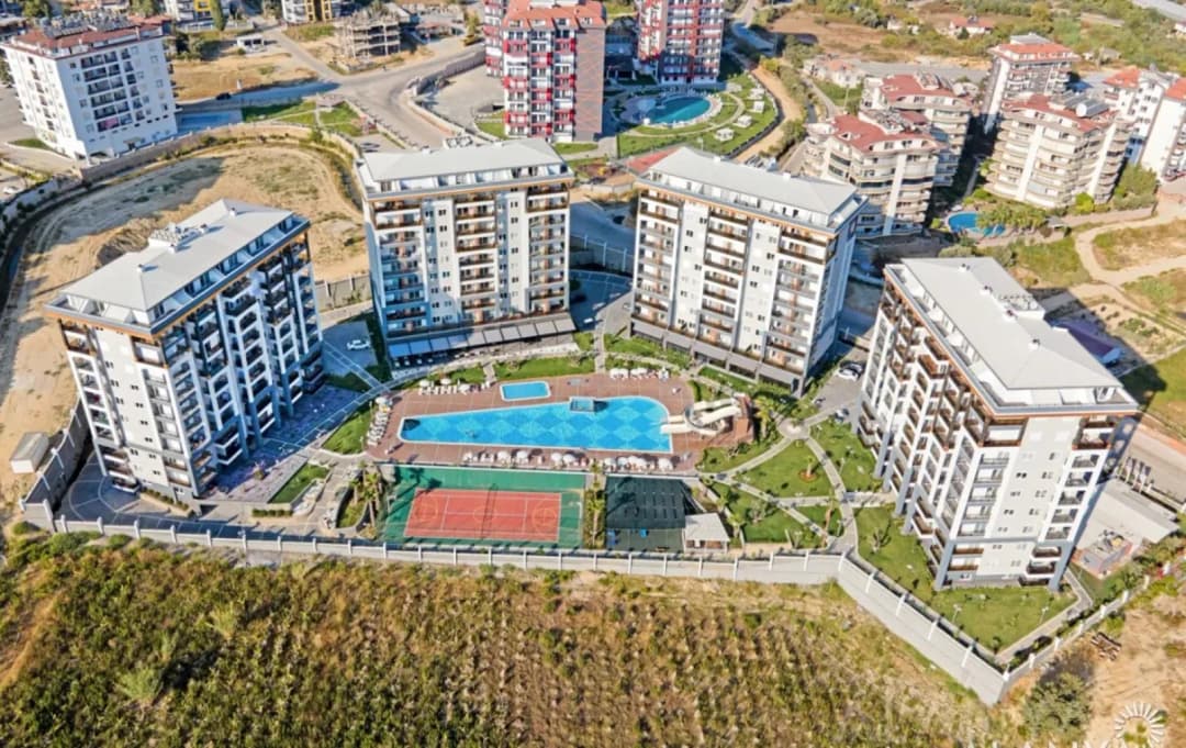 Satılık 1+1 Daire Avsallar | Emerald Paradise, Deniz Ve Havuz Manzaralı