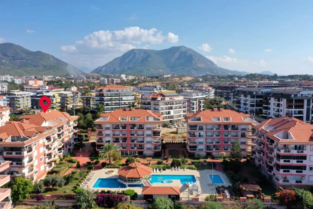 Oba Yüksek 1 Sitesi Satılık 4+1 Eşyalı Daire | 200 M² Lüks, Havuzlu Site, Denize Yakın