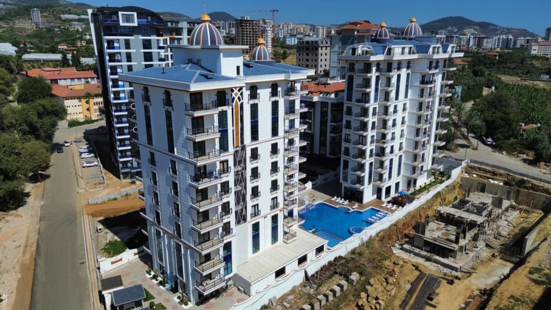 Denize 800 M Mesafede Volantis Tower Mahmutlar 1+1 Eşyalı Daire Satılık