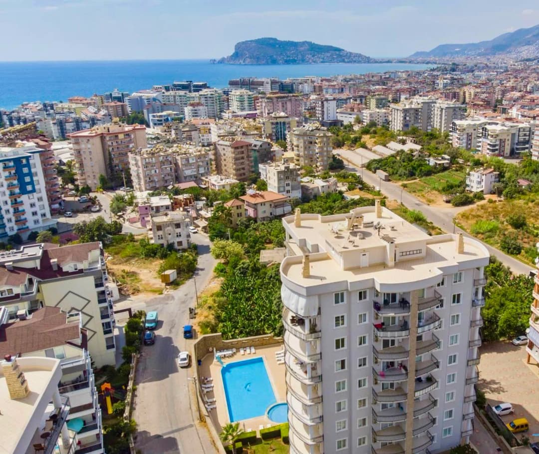 Alanya Tosmur Panorama Sitesi’nde Satılık Eşyalı 2+1 Daire | 110 M² | Havuzlu | Plaja 600-800 M