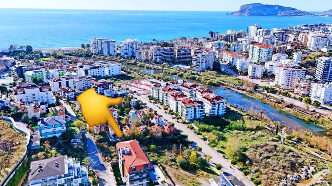 Alanya Kestel’de Denize 500 M Satılık Eşyalı 2+1 Dubleks | Havuzlu Site