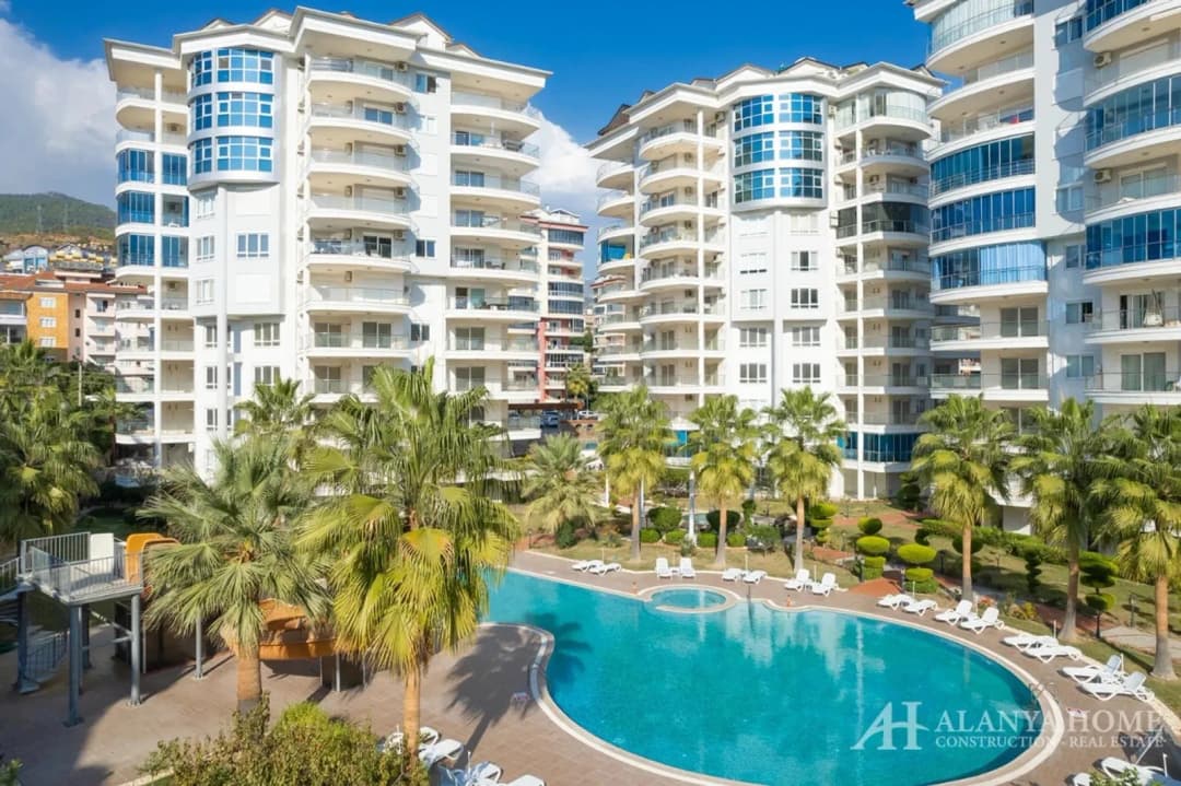 Alanya Cikcilli Alcon Taya’da 120 M², Eşyalı 2+1 Satılık Daire, Deniz Ve Alanya Kalesi Manzaralı, Havuz, Aquapark, Fitness Ve 7/24 Güvenlik.